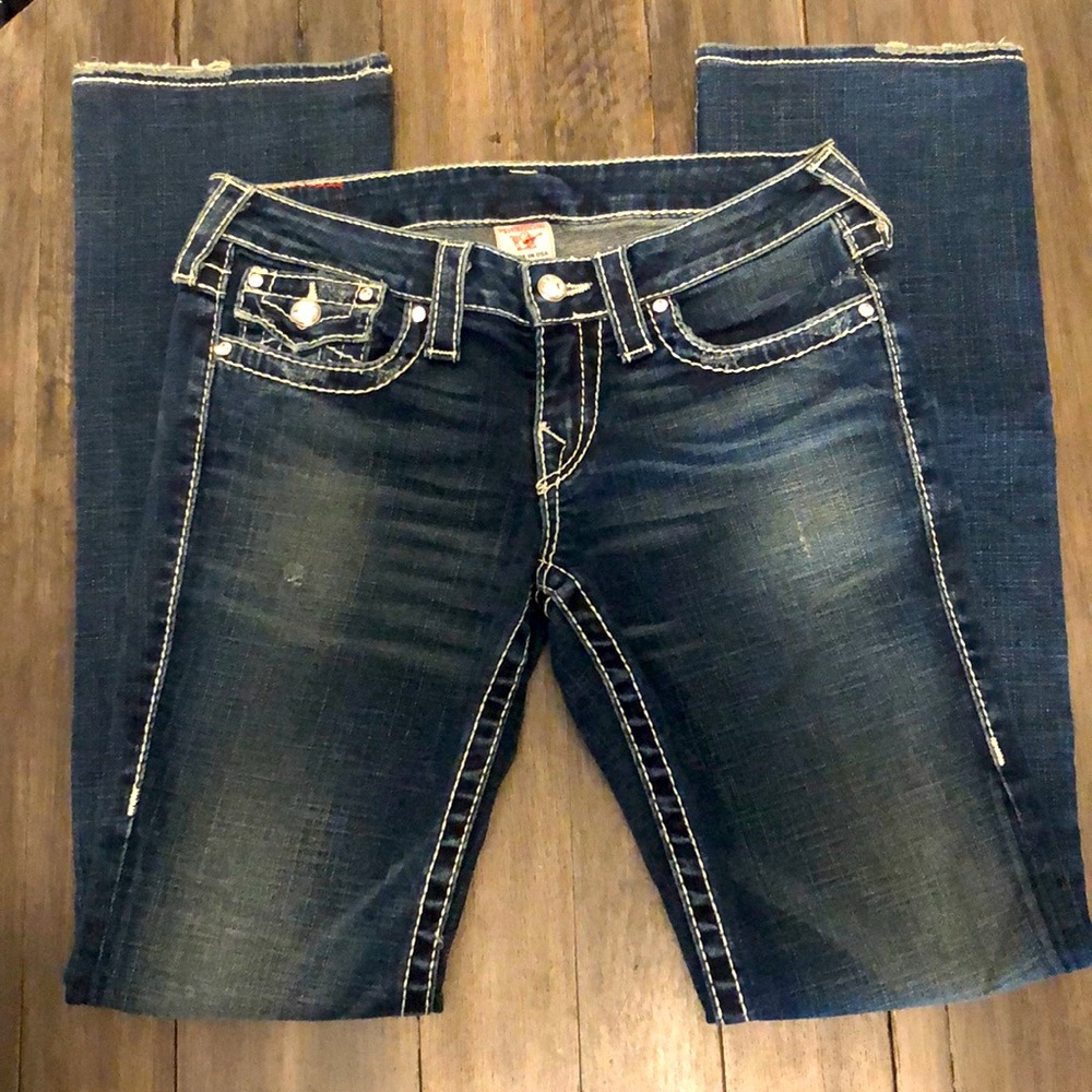 😊 FIRM PRICE— STRAIGHT LEG TRUE RELIGION JEANS 😊